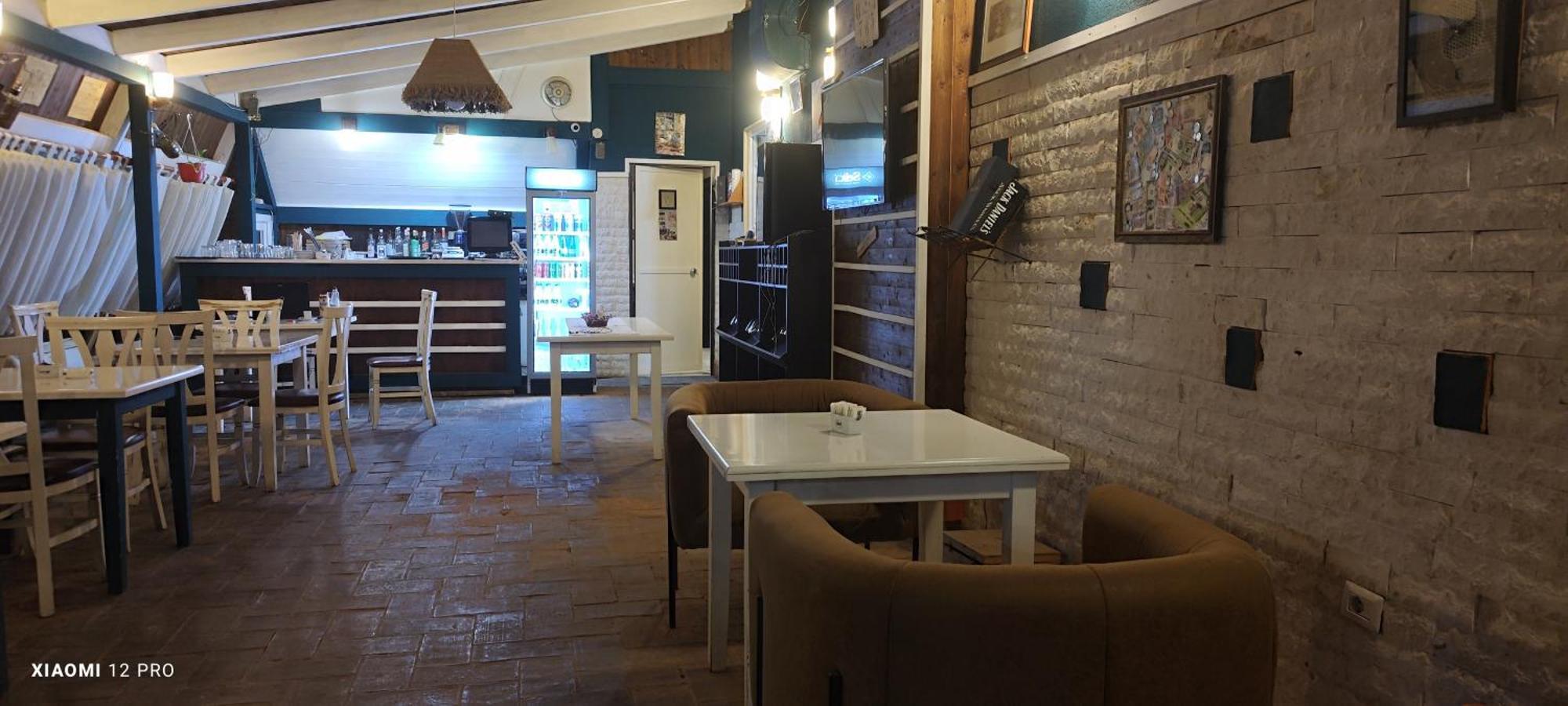 Hotel Kastria Тирана Екстериор снимка