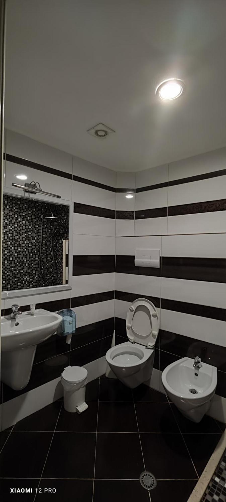 Hotel Kastria Тирана Екстериор снимка